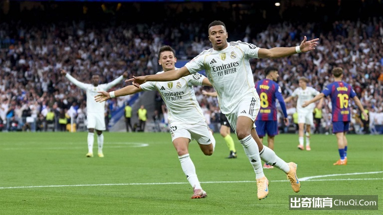 罗退役落幕,利雅得胜利,庆百战百胜,世界杯直播,世界杯直播平台,足球直播赛事,世界杯赛程资讯,足球比赛信息