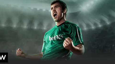 比雷斯力挽狂澜，科斯塔开球惊魂未定，门线险守不失！